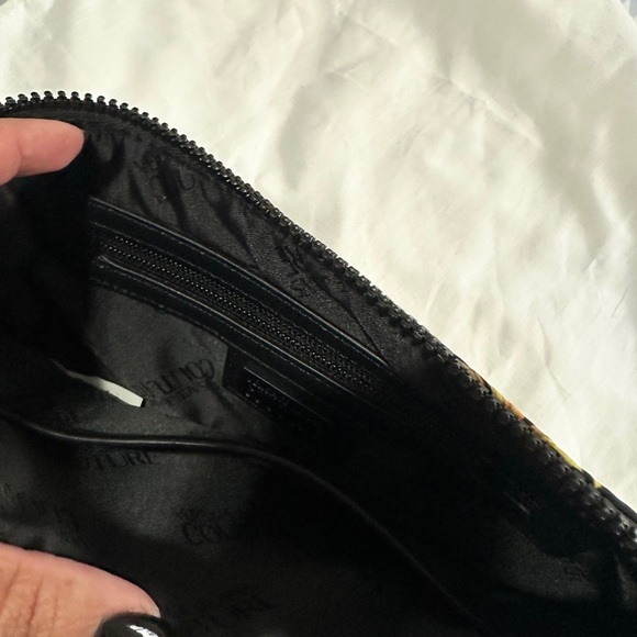 Versace Jeans Collection Black and Gold Wallet with Baroque Design NWOT - Picture 6 of 7